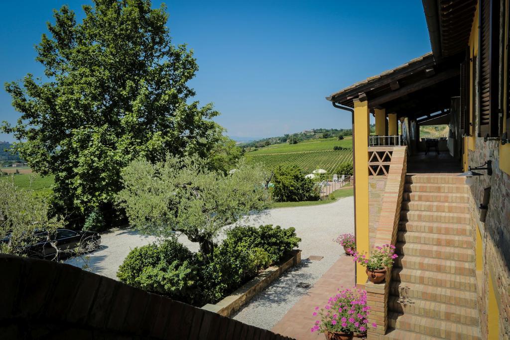 Agriturismo Il Divin Casale Vila Torgiano Exterior foto